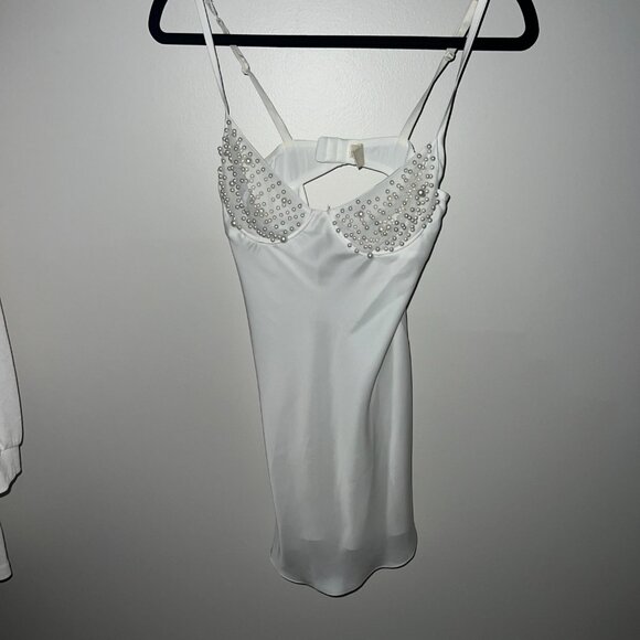 Bridal "Getting Ready" Outfit - Picture 2 of 9